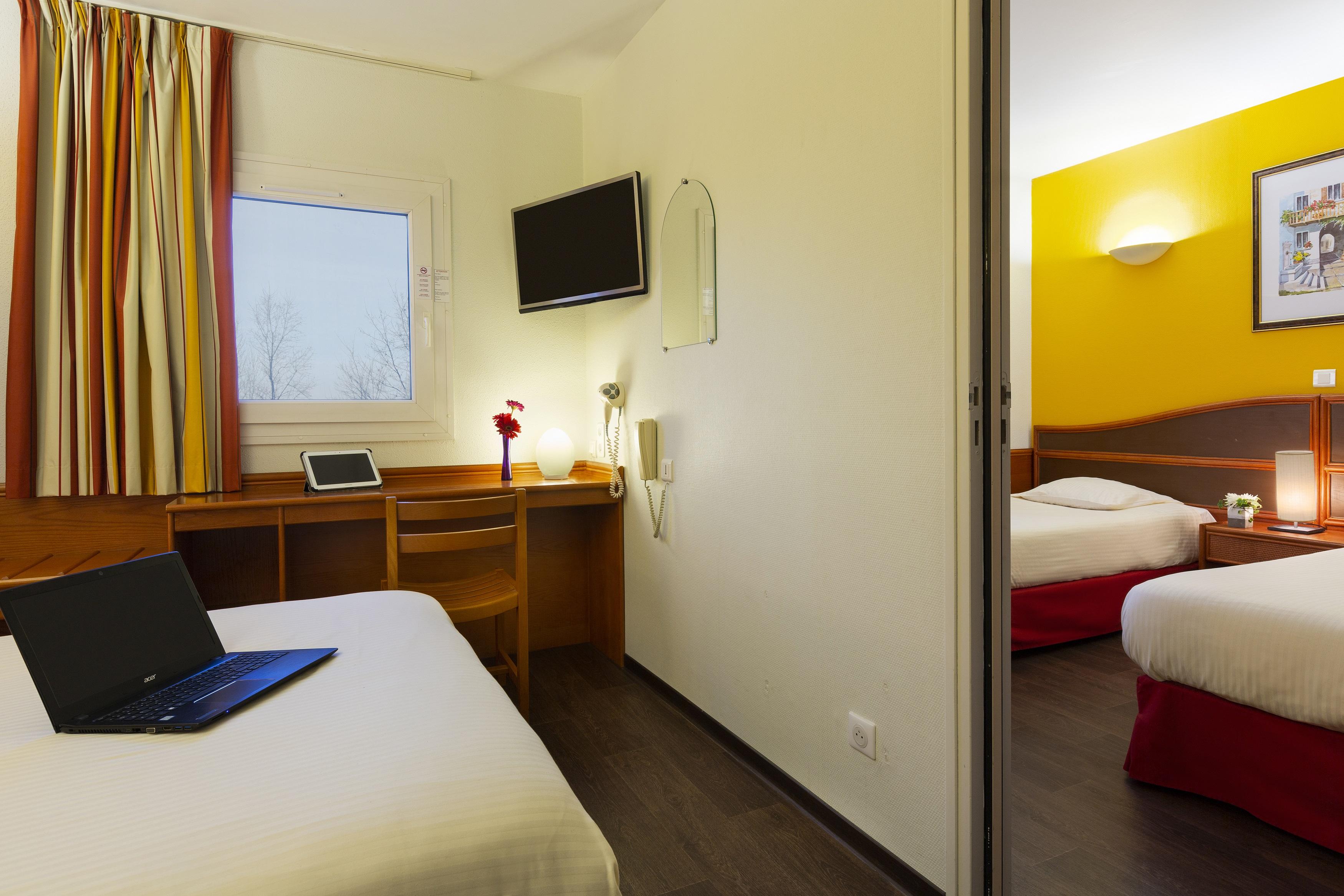B&B Hotel Strasbourg Aeroport Holtzheim Ngoại thất bức ảnh