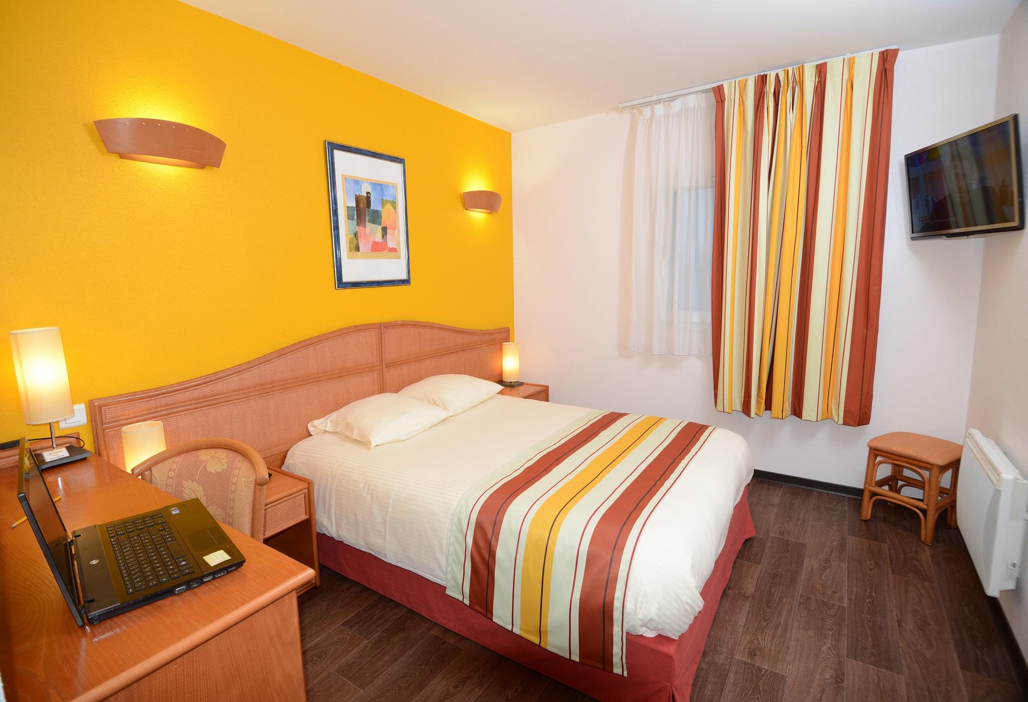 B&B Hotel Strasbourg Aeroport Holtzheim Ngoại thất bức ảnh