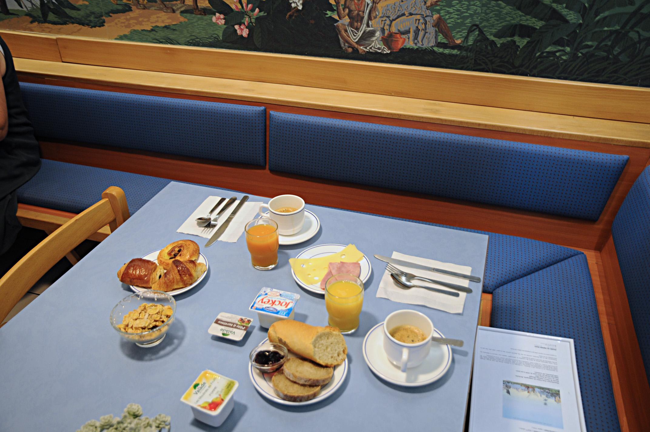 B&B Hotel Strasbourg Aeroport Holtzheim Ngoại thất bức ảnh