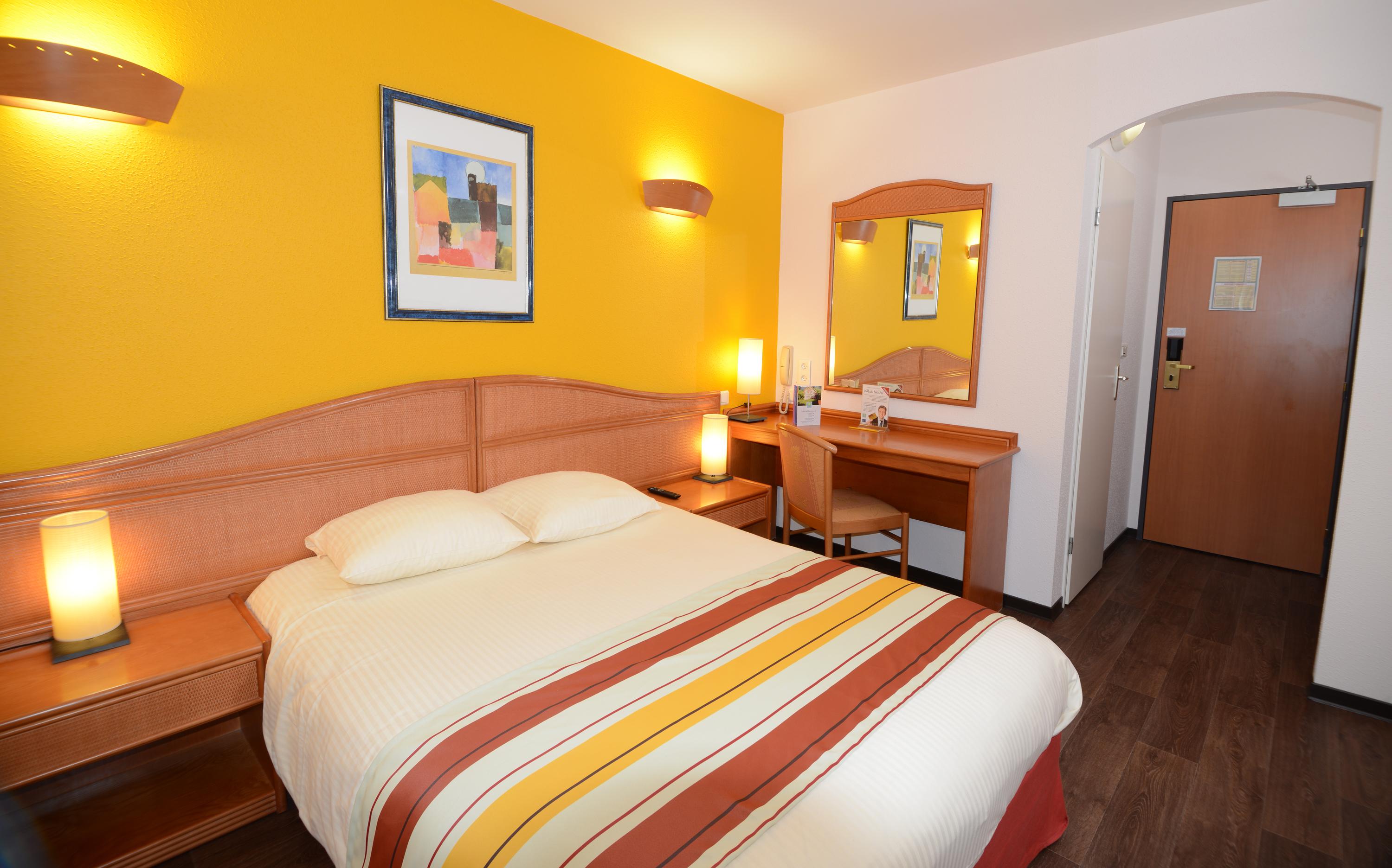 B&B Hotel Strasbourg Aeroport Holtzheim Ngoại thất bức ảnh