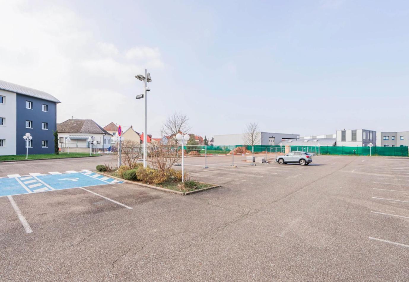 B&B Hotel Strasbourg Aeroport Holtzheim Ngoại thất bức ảnh