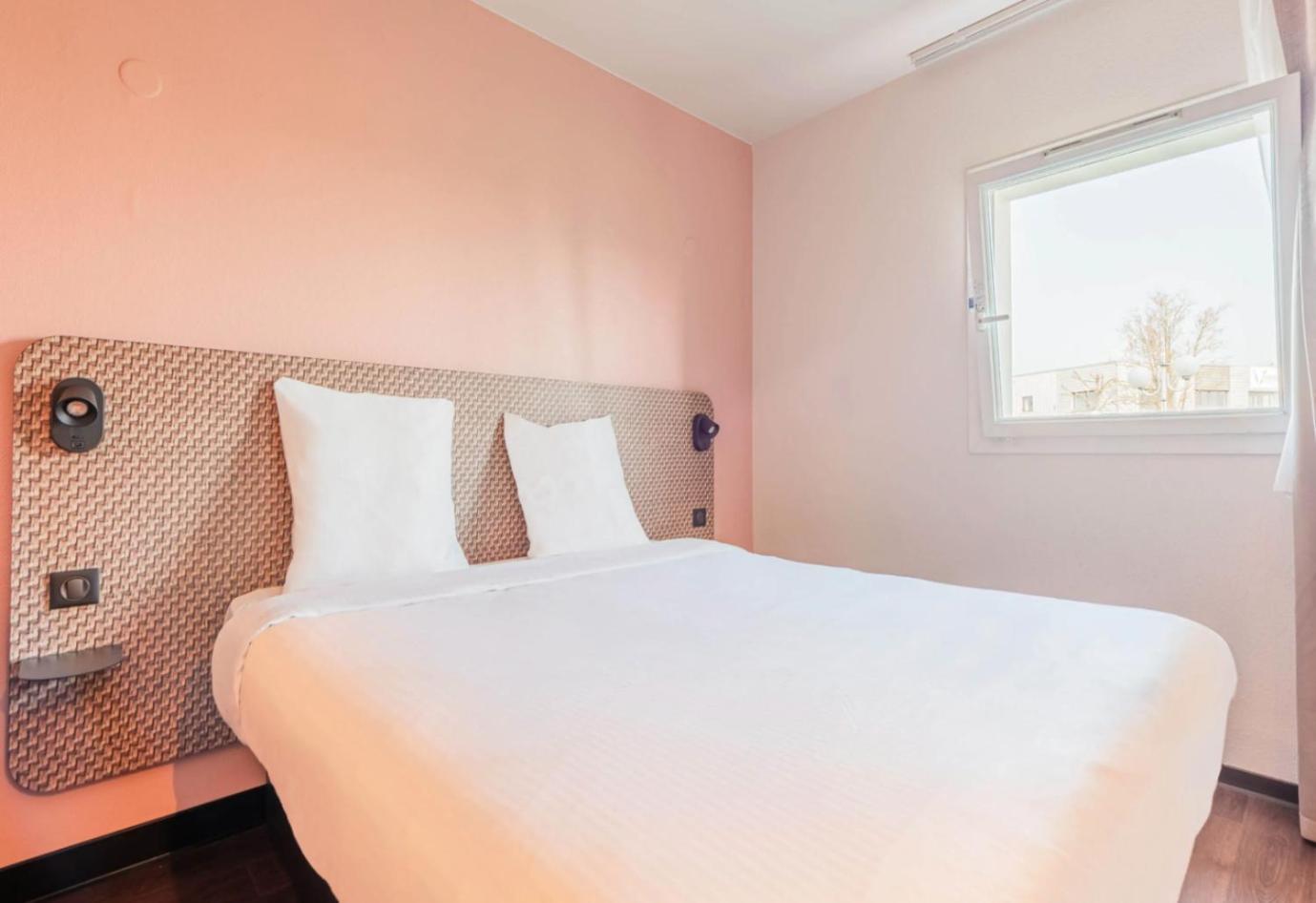 B&B Hotel Strasbourg Aeroport Holtzheim Ngoại thất bức ảnh