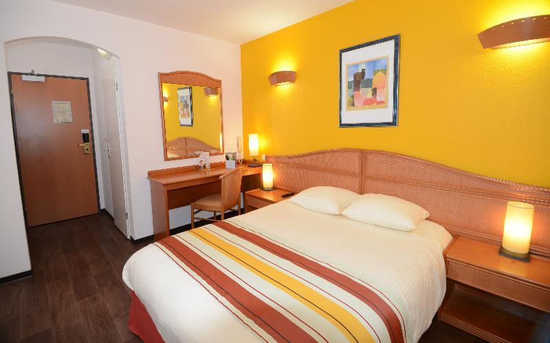 B&B Hotel Strasbourg Aeroport Holtzheim Ngoại thất bức ảnh