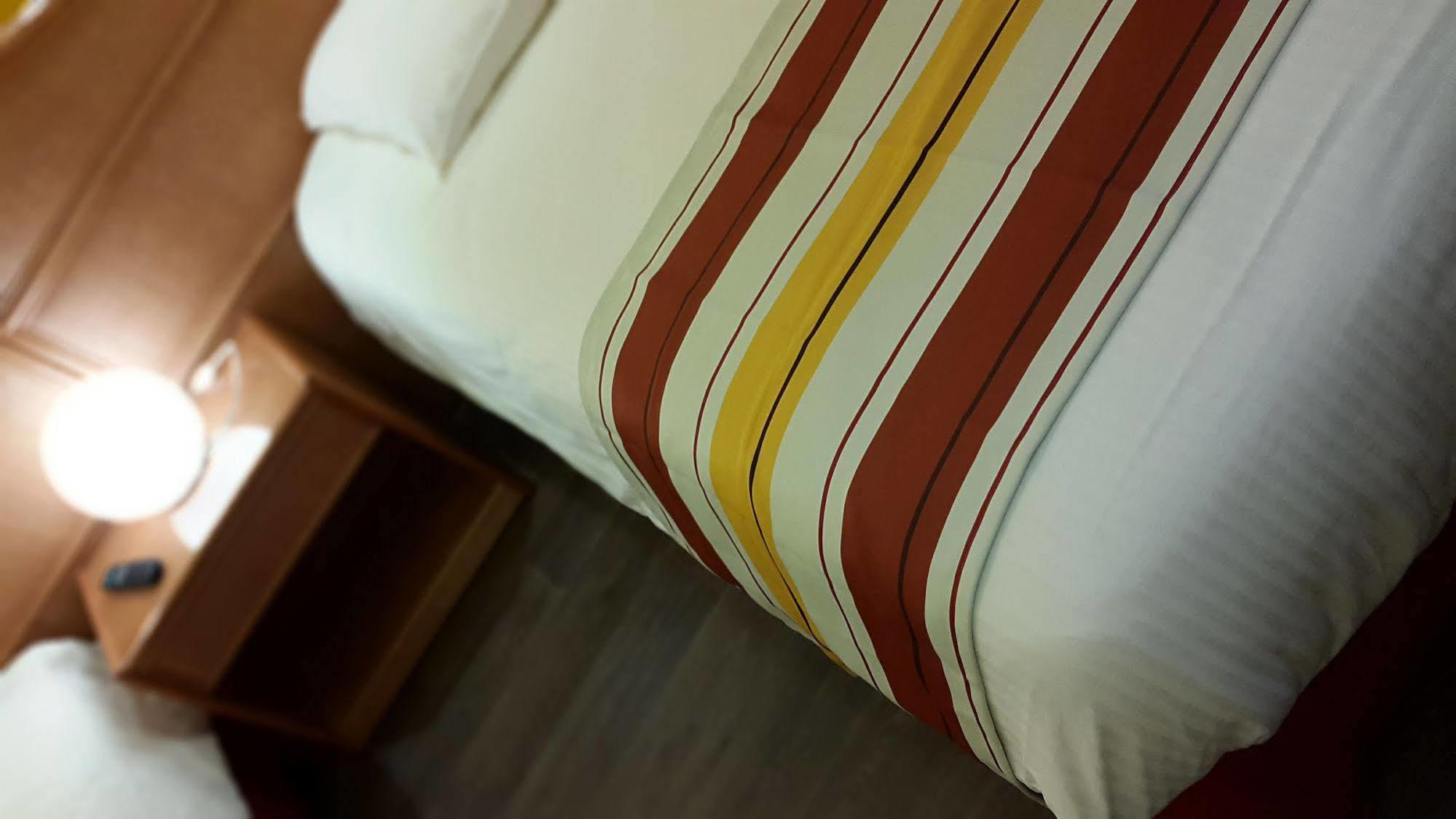 B&B Hotel Strasbourg Aeroport Holtzheim Ngoại thất bức ảnh