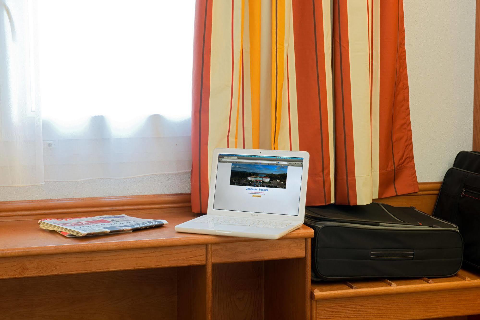 B&B Hotel Strasbourg Aeroport Holtzheim Ngoại thất bức ảnh
