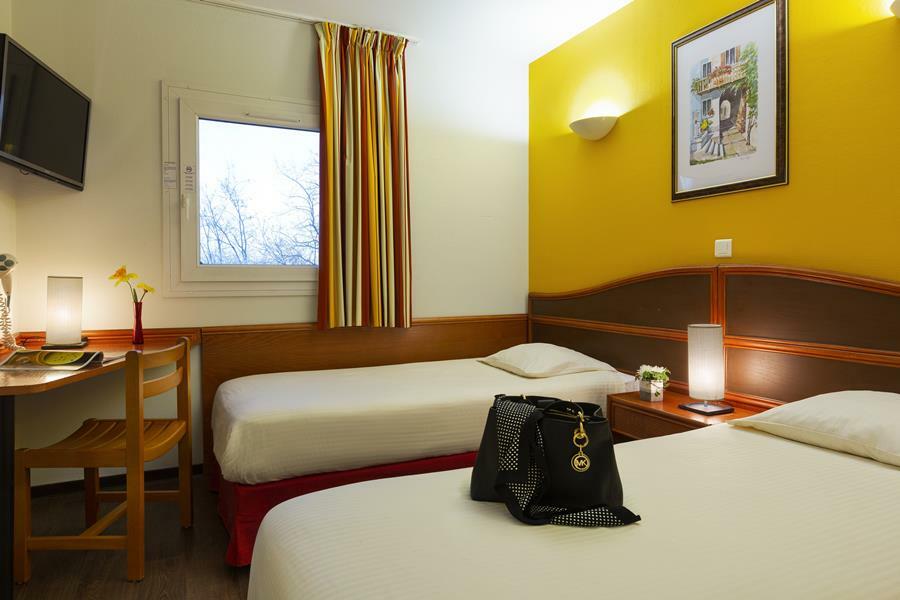 B&B Hotel Strasbourg Aeroport Holtzheim Ngoại thất bức ảnh
